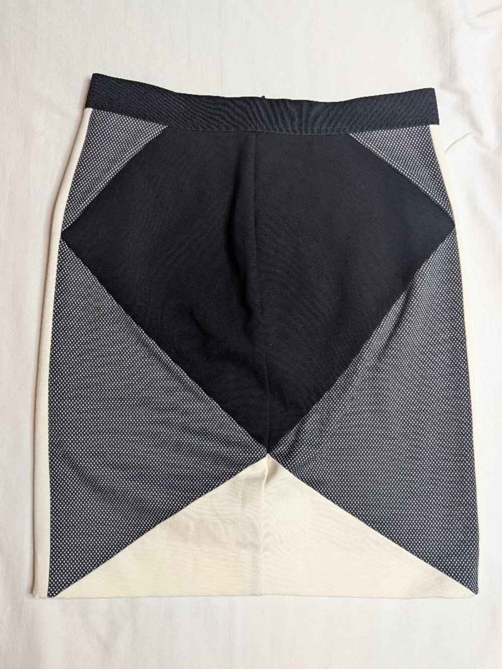 Ann Taylor Black and White Pencil Skirt, Size 2 Petite NWT